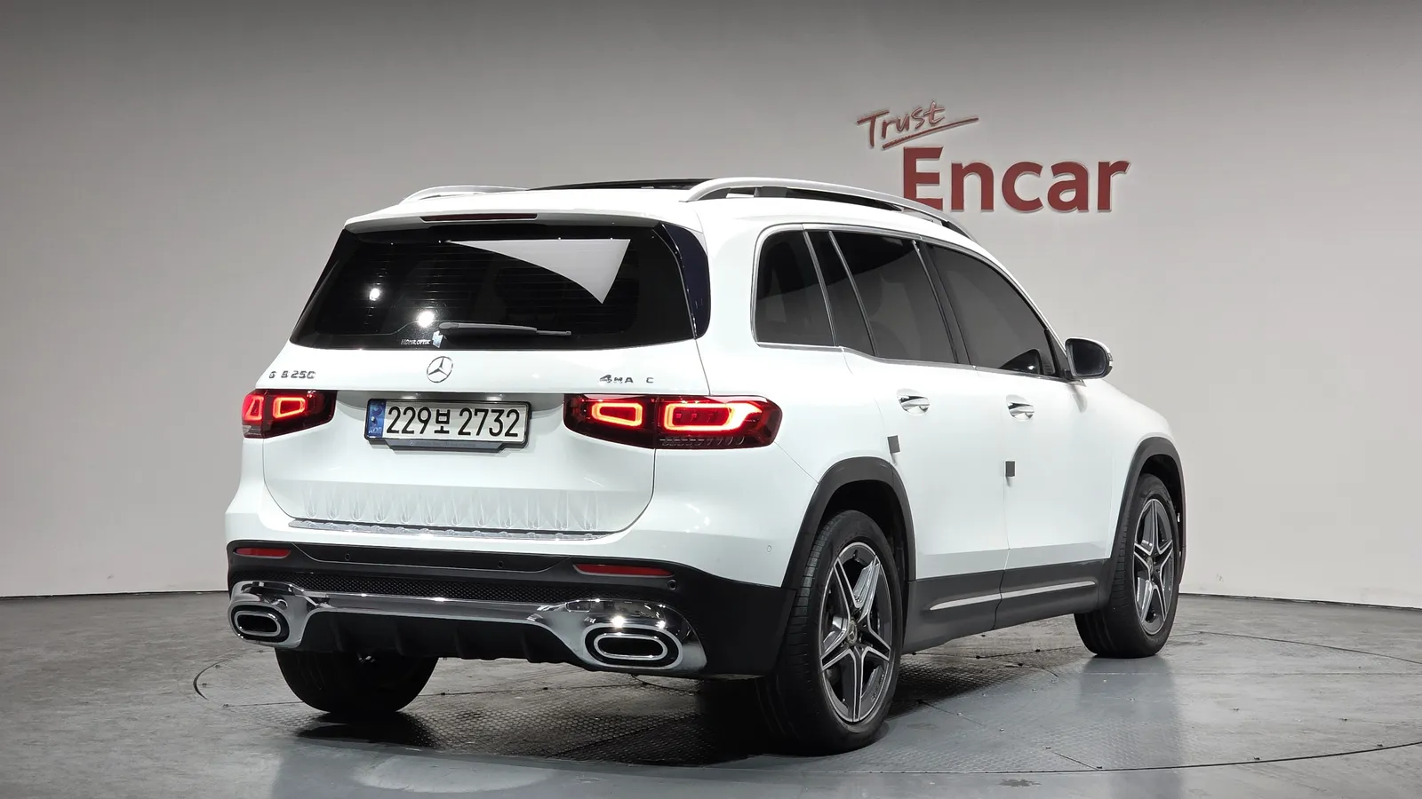 Mercedes-Benz Glb Class