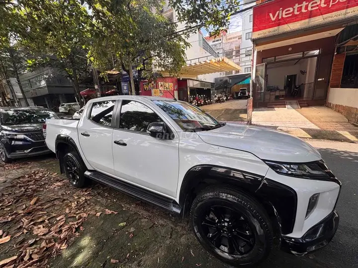 Mitsubishi Triton