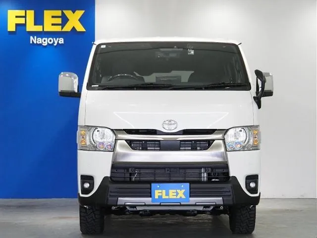 Toyota Hiace 2025 photo 2
