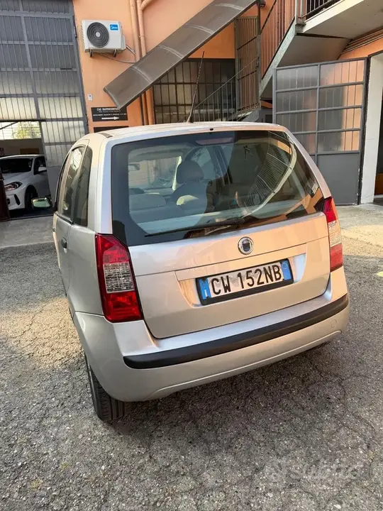 Fiat Idea 2005 photo 2