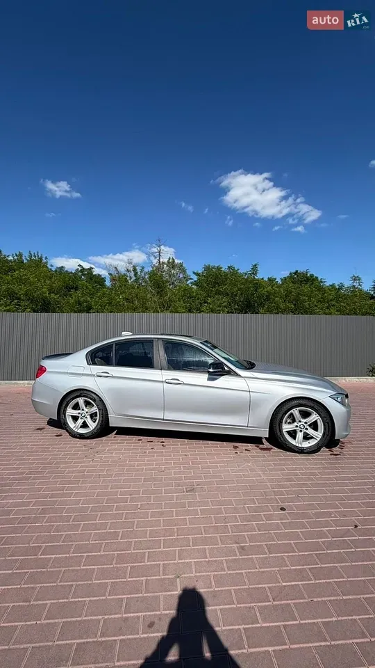 BMW 3 Series 2012 photo 4