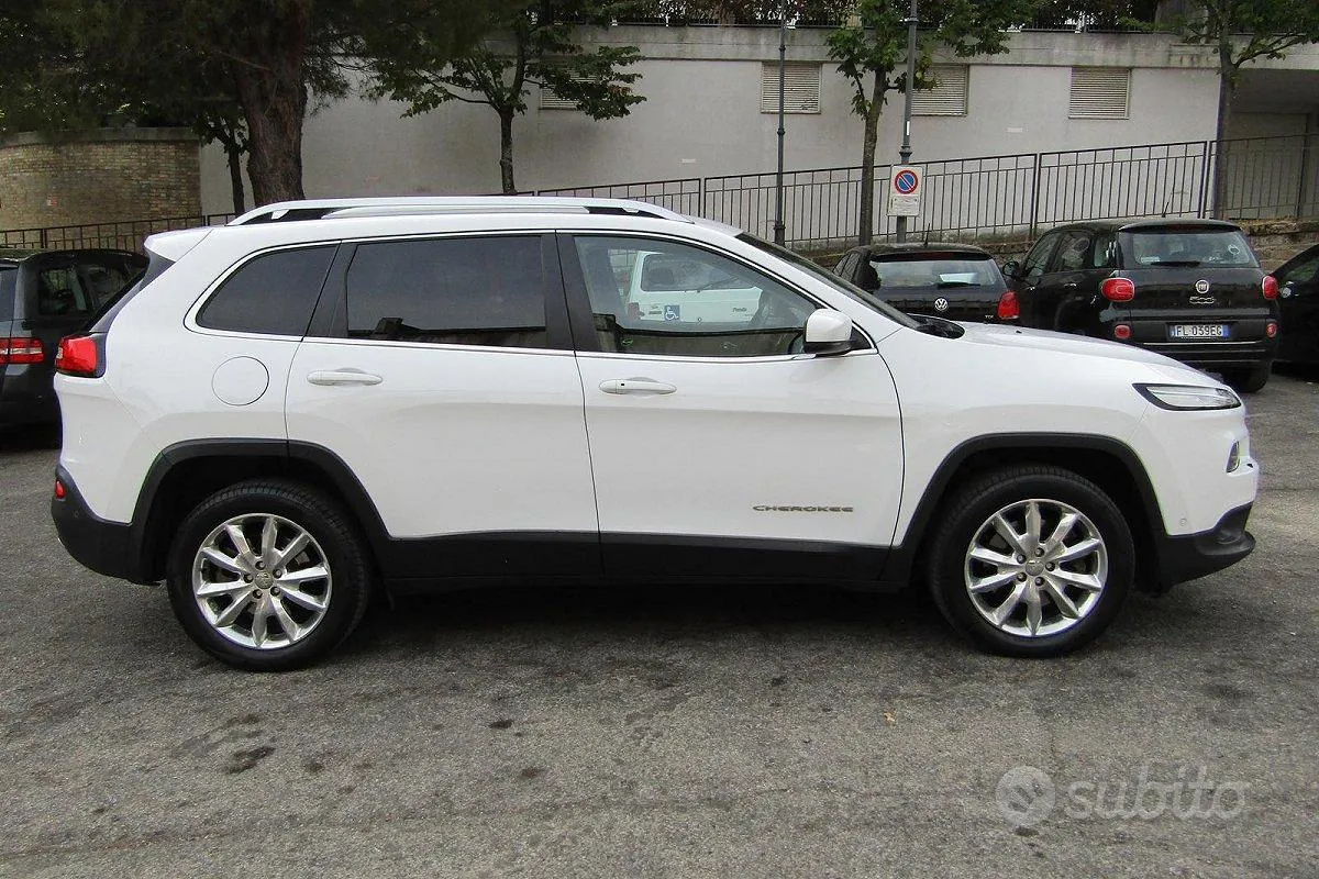 Jeep Cherokee 2017 photo 4