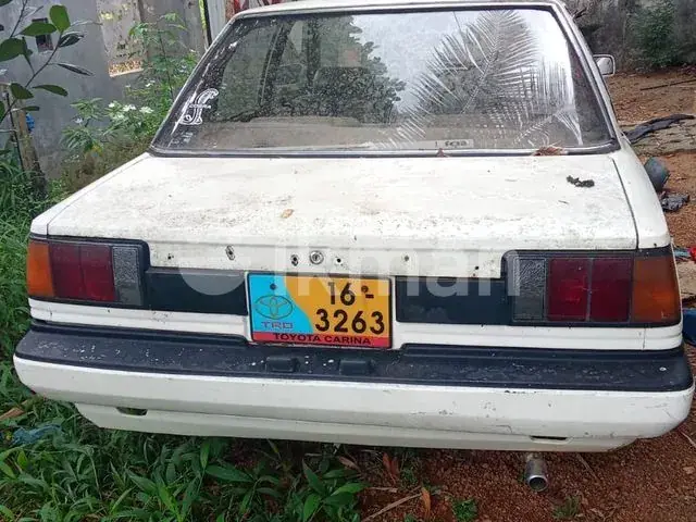 Toyota Carina 1985 photo 5