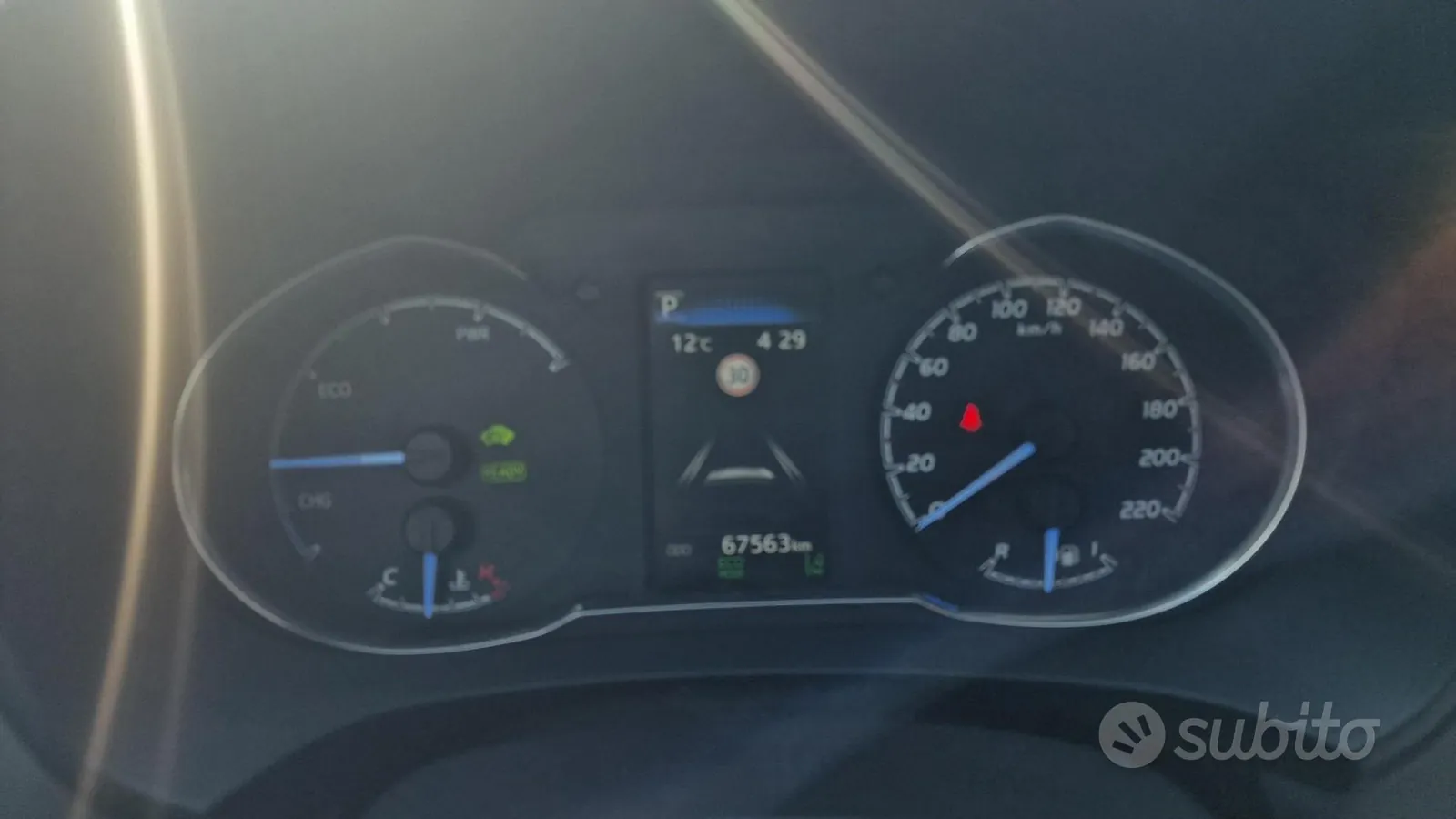 Toyota Yaris 2019 photo 2