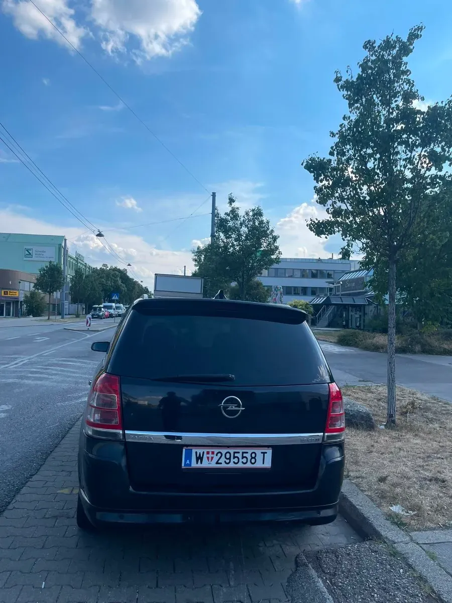 Opel Zafira 2007 photo 3