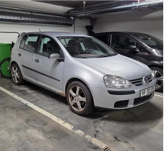 Volkswagen Golf V