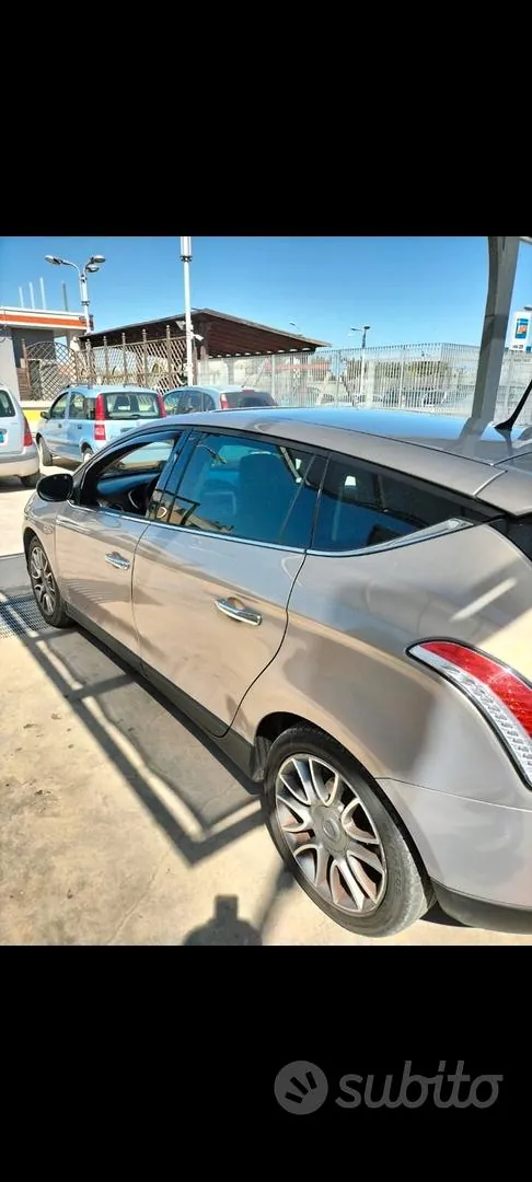 Lancia Delta 2010 photo 5