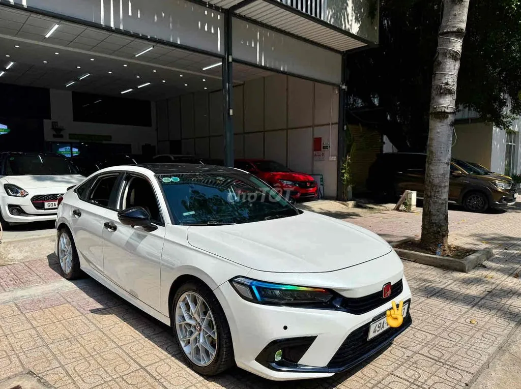 Honda Civic 2022 photo 2