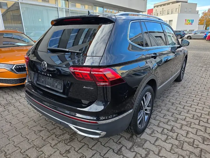 Volkswagen Tiguan Allspace 2023 photo 4