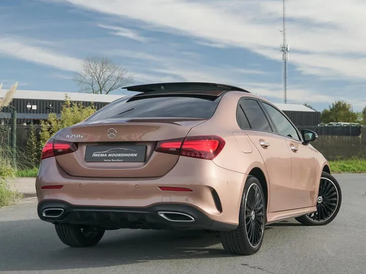 Mercedes-Benz Aklasse 2023 photo 2