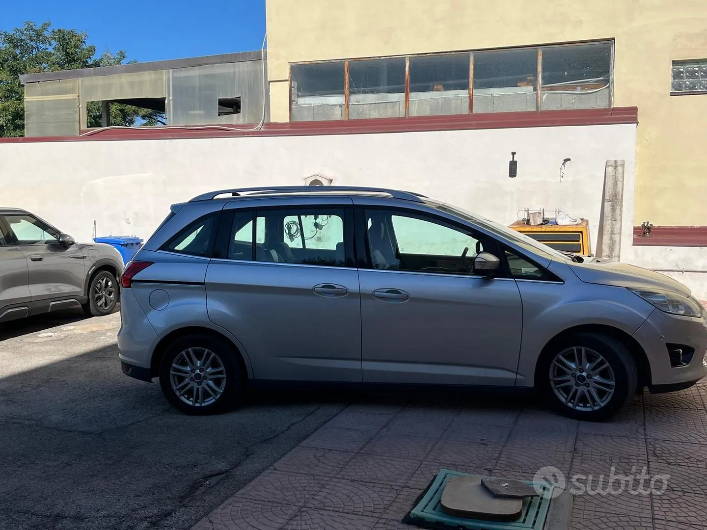 Ford C-Max 2013 photo 4