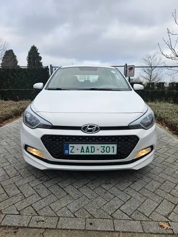 Hyundai I20 2018 photo 3