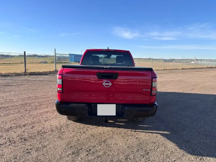 Nissan Frontier 2022 photo 4