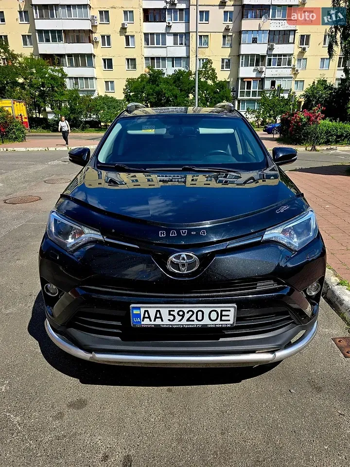 Toyota Rav4 2017 photo 5