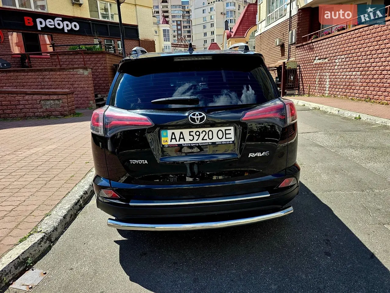 Toyota Rav4 2017 photo 4