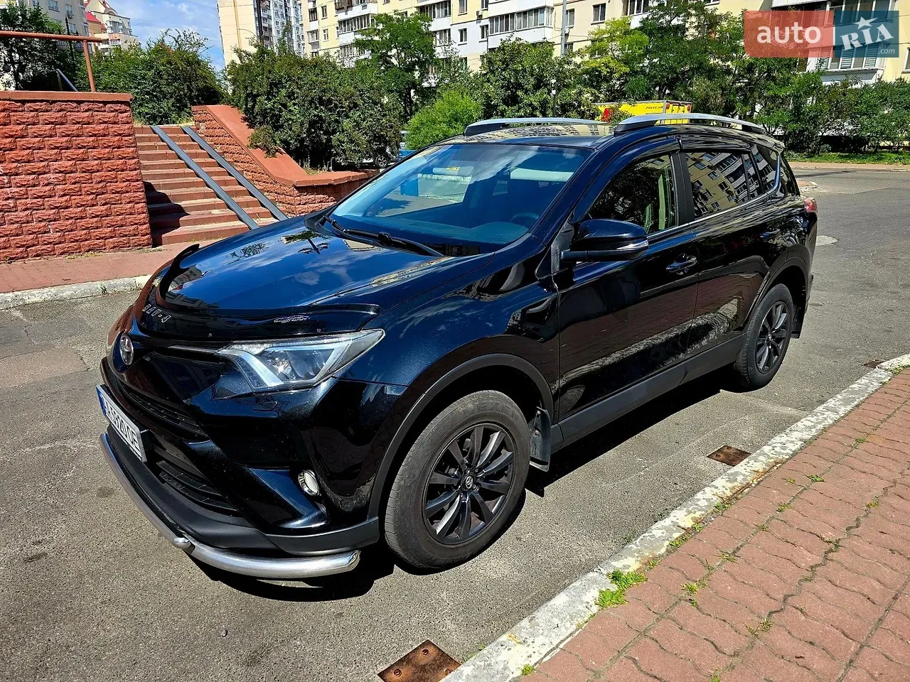 Toyota Rav4 2017 photo 2