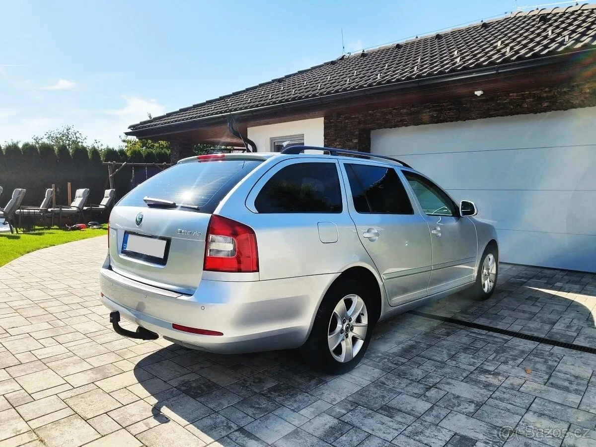 Skoda Octavia 2011 photo 3