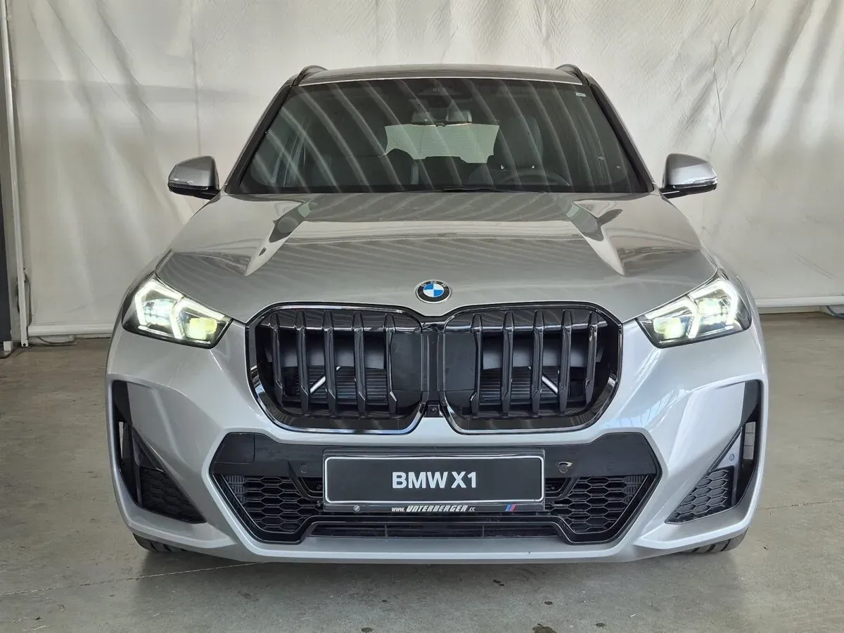 BMW X1 photo 3