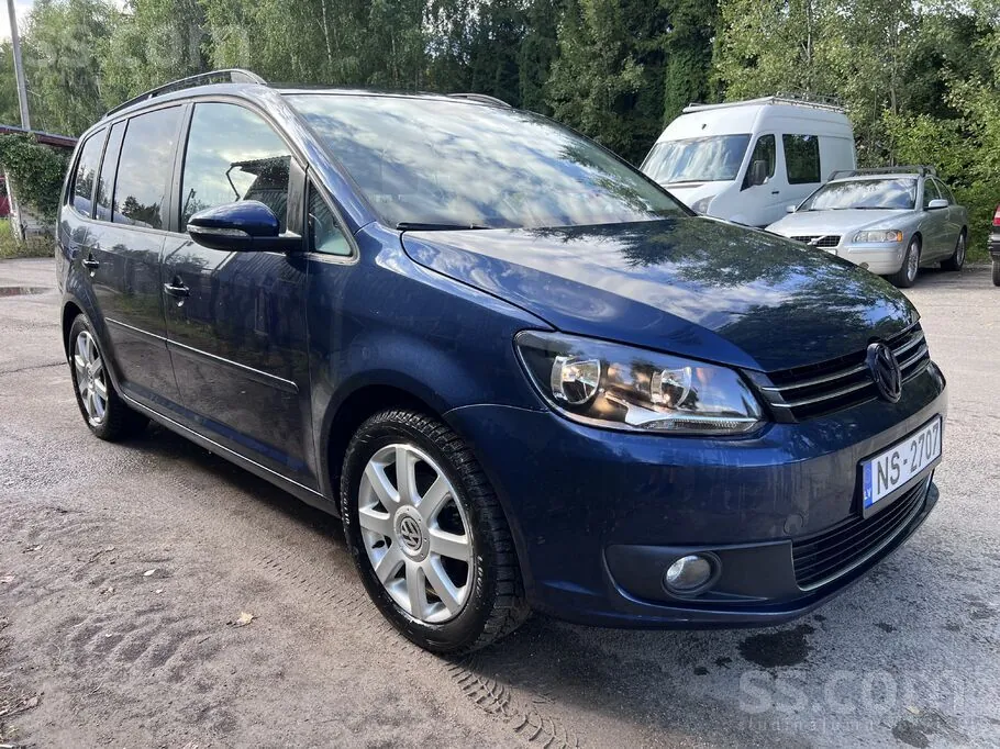 Volkswagen Touran 2014 photo 2