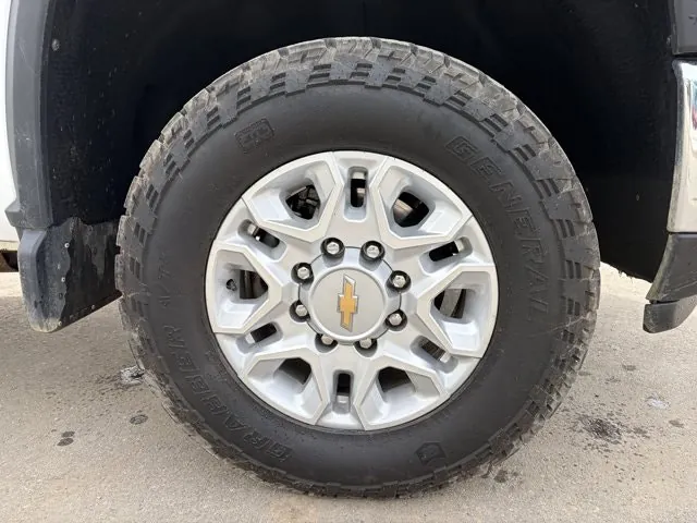 Chevrolet Silverado 3500Hd 2025 photo 5