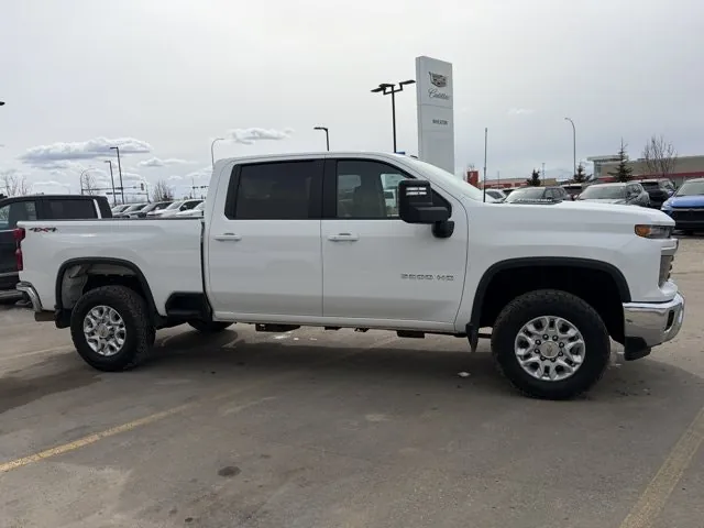 Chevrolet Silverado 3500Hd 2025 photo 4