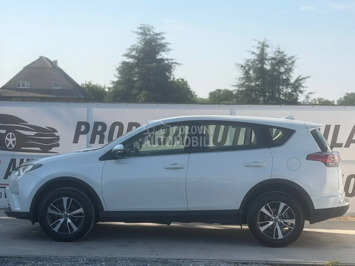 Toyota Rav4 2016 photo 5