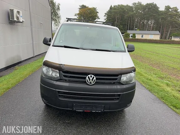 Volkswagen Transporter 2015 photo 2