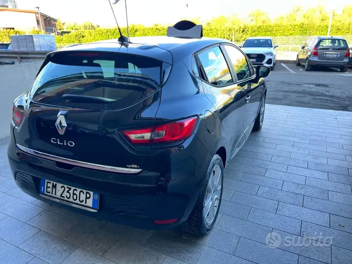 Renault Clio 2013 photo 4