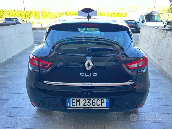 Renault Clio 2013 photo 5