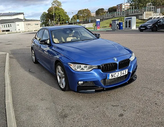 BMW 328I 2013 photo 2