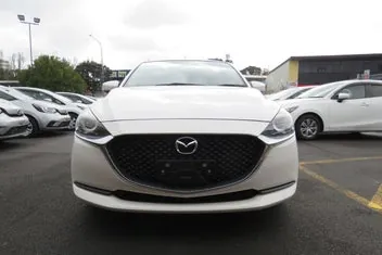 Mazda 2 2020 photo 3