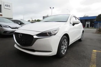 Mazda 2 2020 photo 4