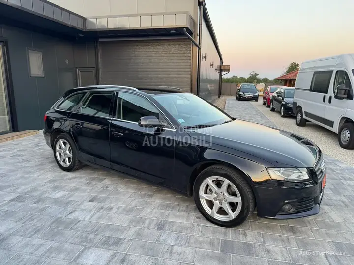Audi A4 2011 photo 3