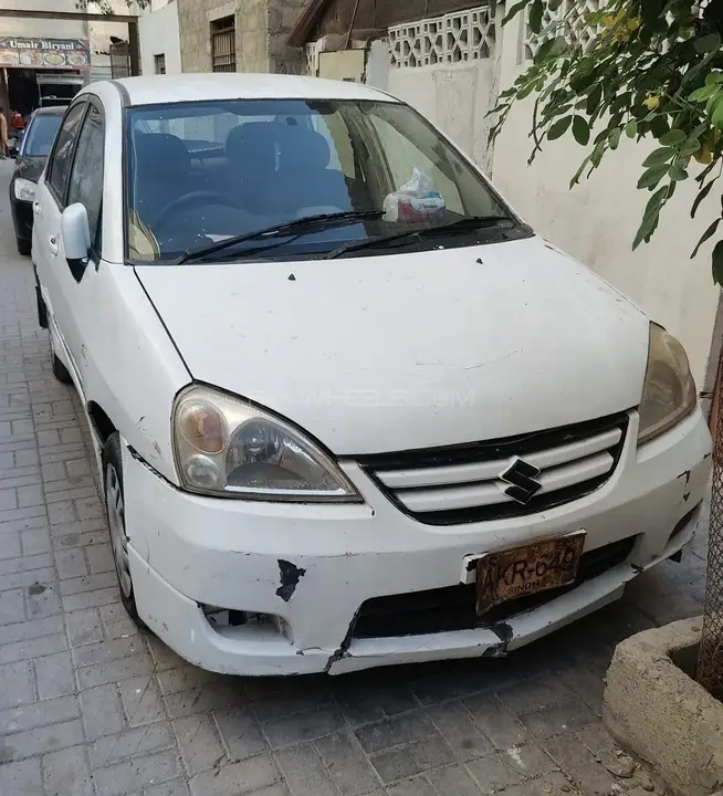 Suzuki Liana