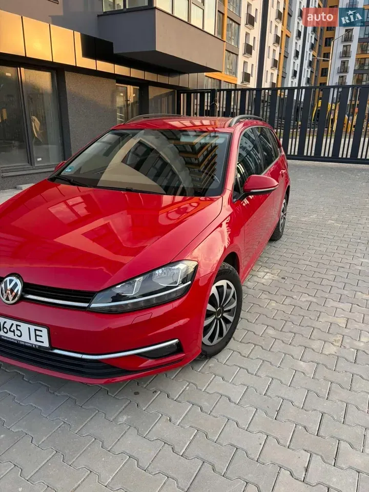 Volkswagen Golf 2019 photo 3