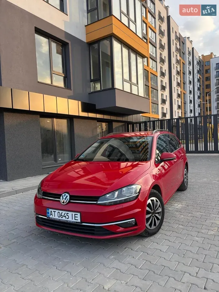 Volkswagen Golf 2019 photo 2