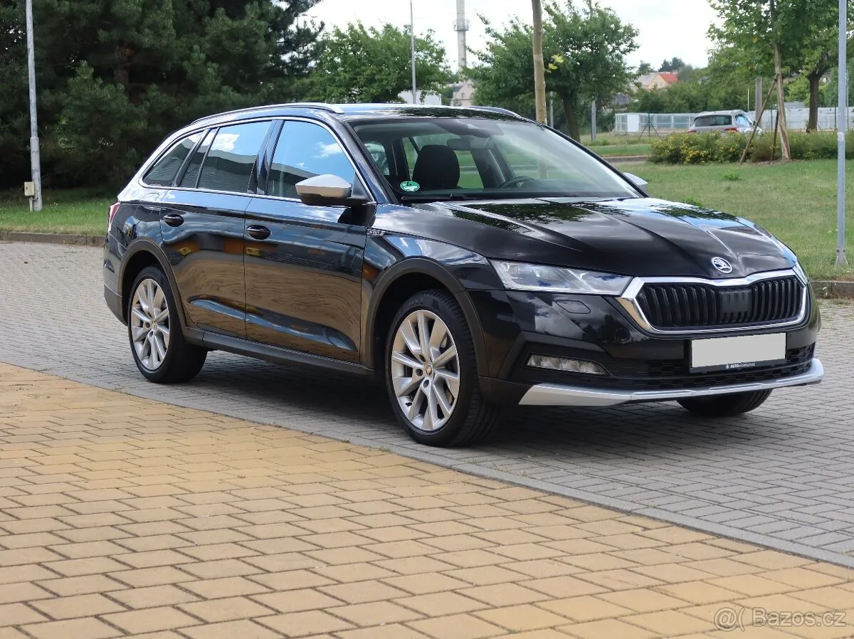 Skoda Octavia 2023 photo 4