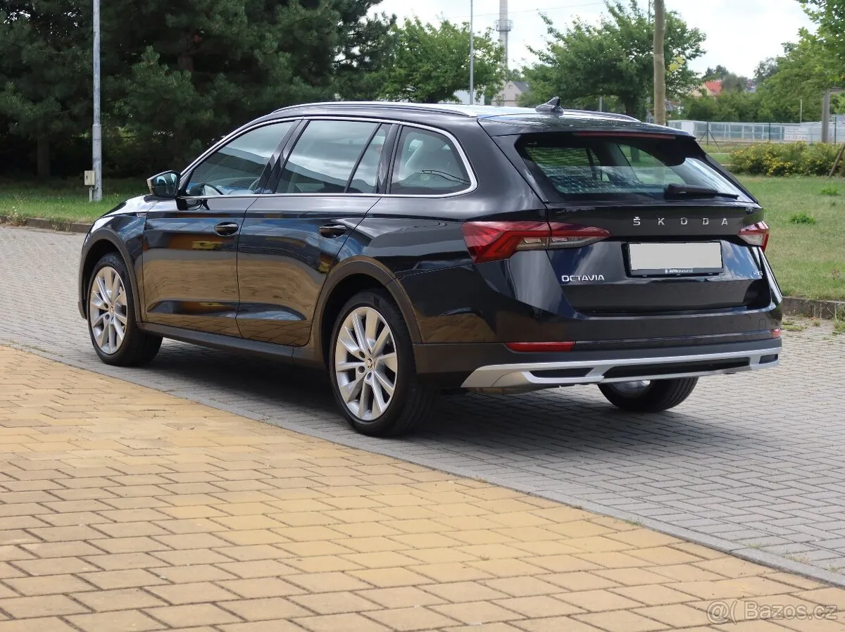 Skoda Octavia 2023 photo 5