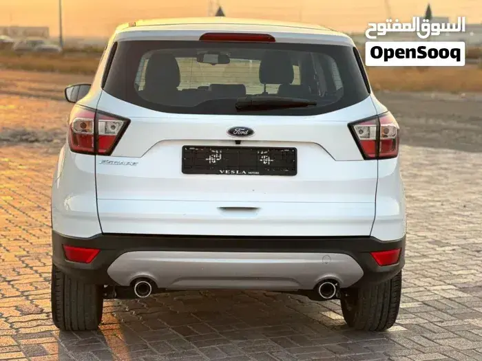 Ford Escape 2018 photo 3