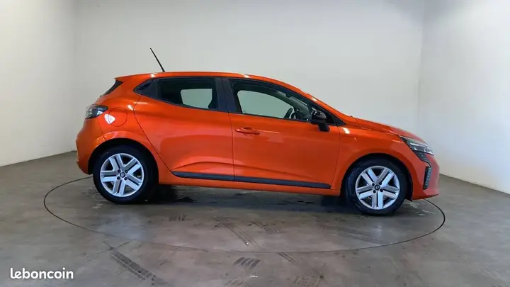 Renault Clio 2023 photo 5