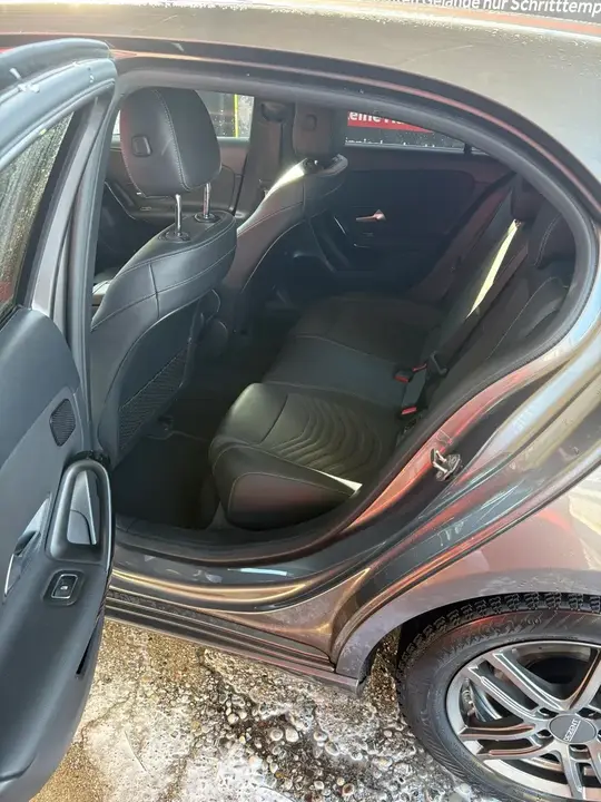 Mercedes-Benz A-Class 2018 photo 2