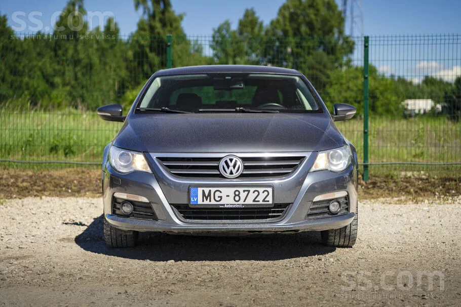 Volkswagen Passat Cc 2011 photo 2