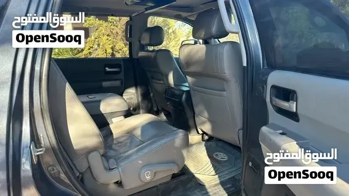 Toyota Sequoia 2009 photo 2