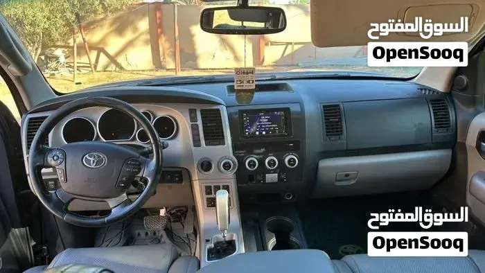 Toyota Sequoia 2009 photo 3