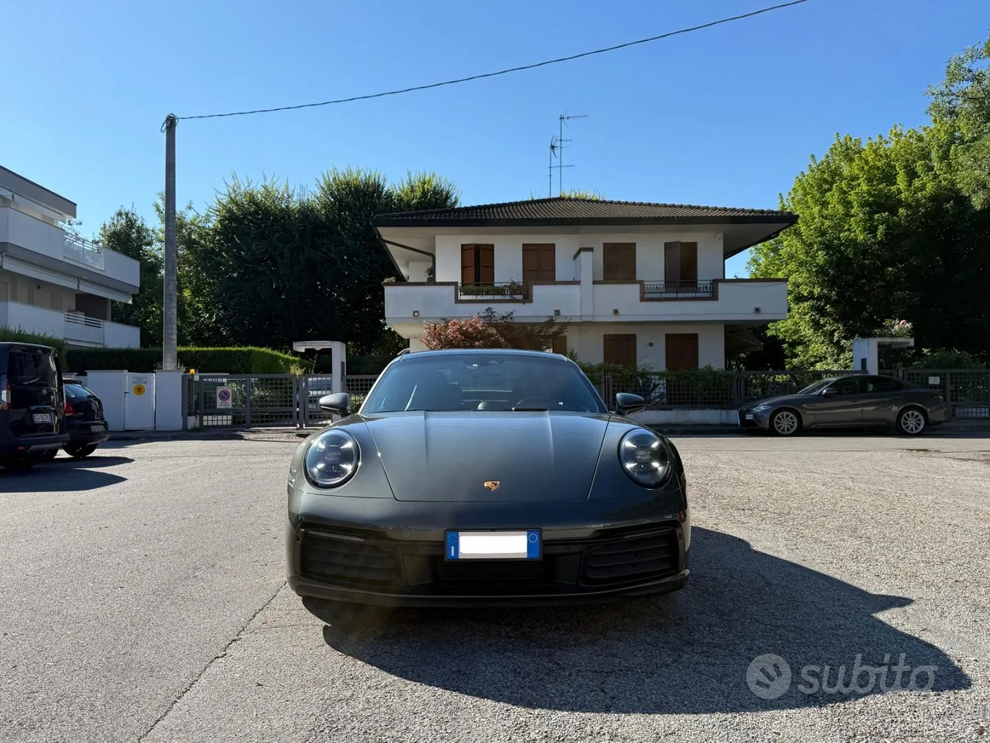 Porsche 911 2023 photo 2