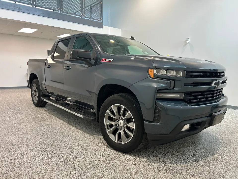 Chevrolet Silverado 1500 2021 photo 2