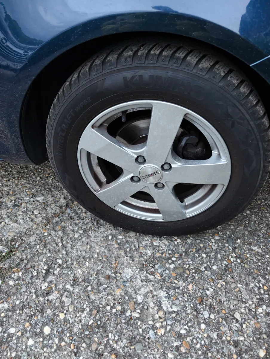 Opel Corsa 2011 photo 3