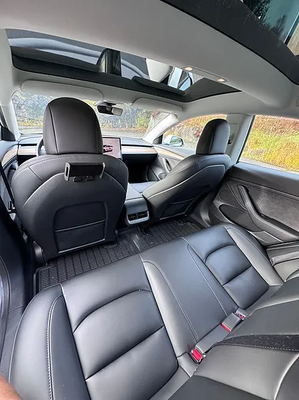 Tesla Model 3 2022 photo 5