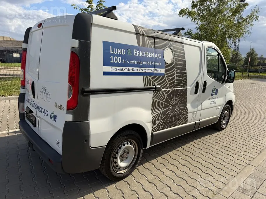 Renault Trafic 2010 photo 4