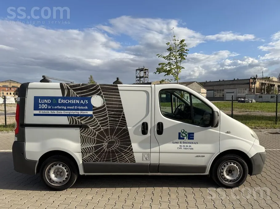 Renault Trafic 2010 photo 5
